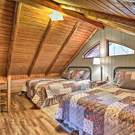 Broken Bow Log Cabin With Fire Pit, Pond, And Deck! Exteriör bild