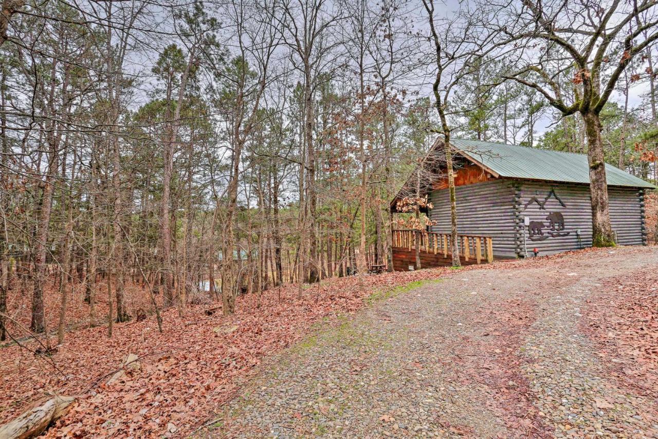 Broken Bow Log Cabin With Fire Pit, Pond, And Deck! Exteriör bild