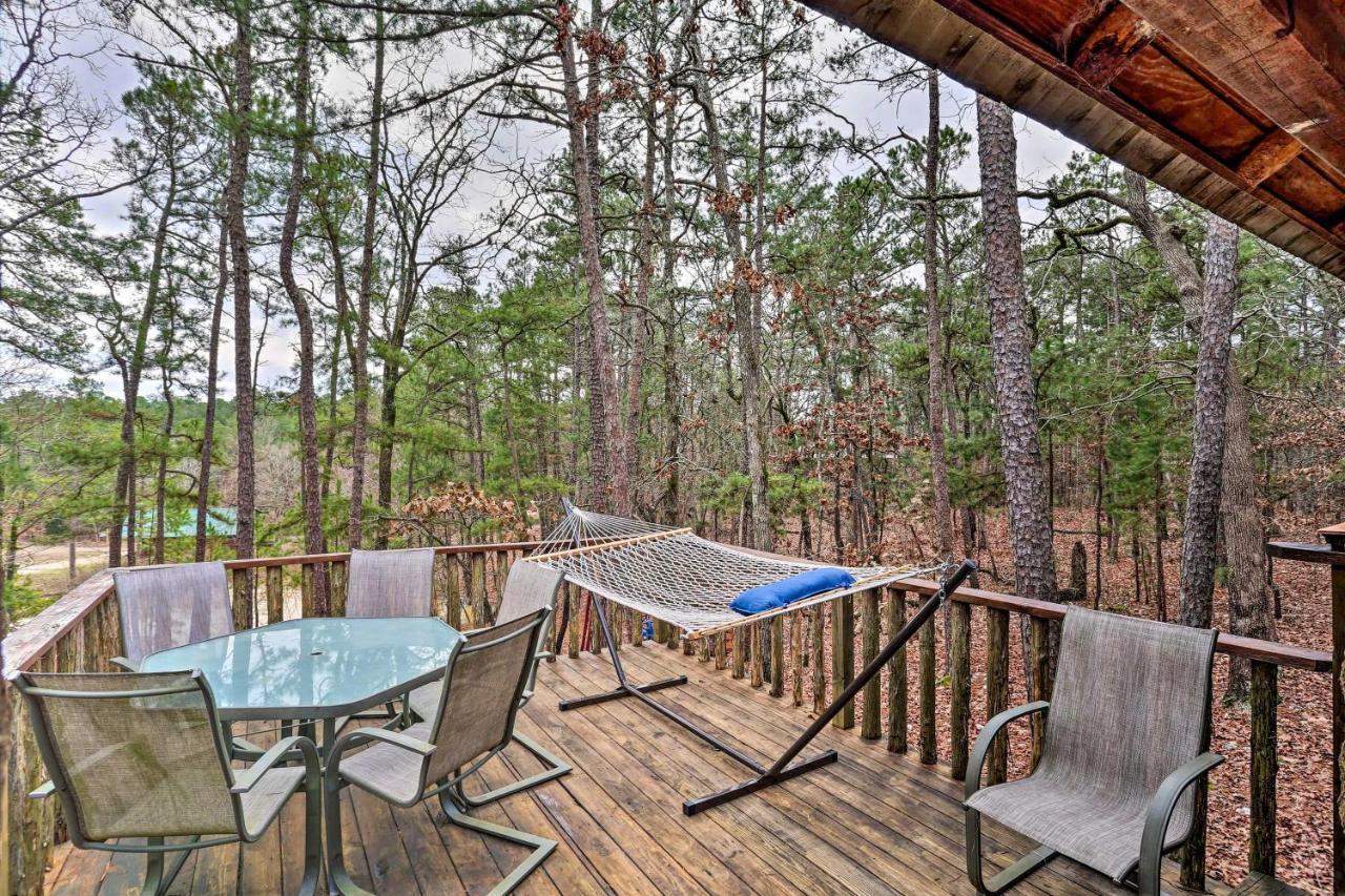 Broken Bow Log Cabin With Fire Pit, Pond, And Deck! Exteriör bild
